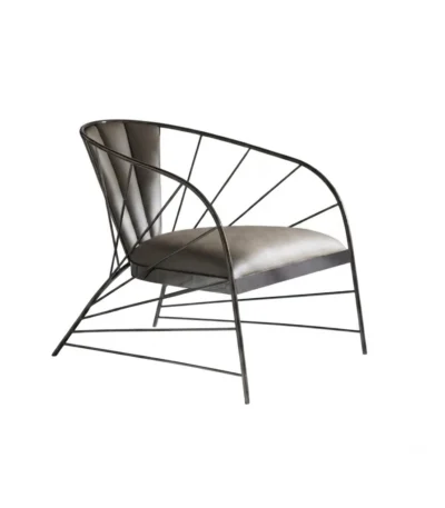 كرسي مودرن معدن وجلد - Metal & Leather Armchair