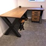 "L-Shape" Corner Desk مكتب زاوية L-Shape – خشب ومعدن