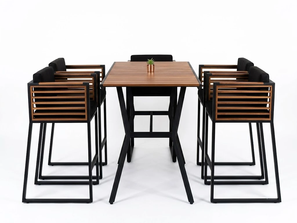 "Haya Outdoor Dining Table - طقم طاولة طعام خارجية
