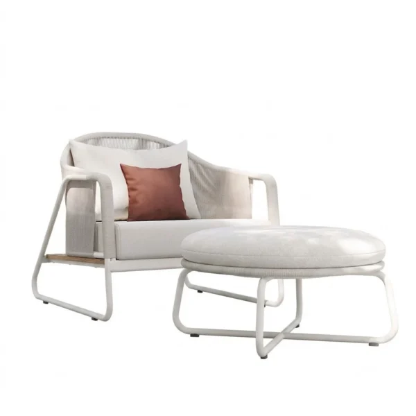 كرسي استرخاء مودرن فاخر مع بوف - Luxury Modern Lounge Chair with Pouf