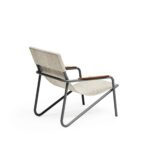 كرسي سيجنتشر المودرن مع بوف - The Metal Signature Chair with Pouf