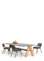 ترابيزة سفرة خارجية مودرن - The Metal Outdoor Dining Table