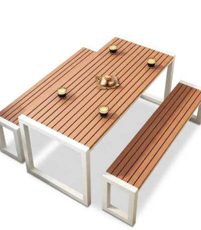 "Haya Outdoor Dining Table" طاولة طعام خارجية فاخرة – خشب طبيعي ومعدن